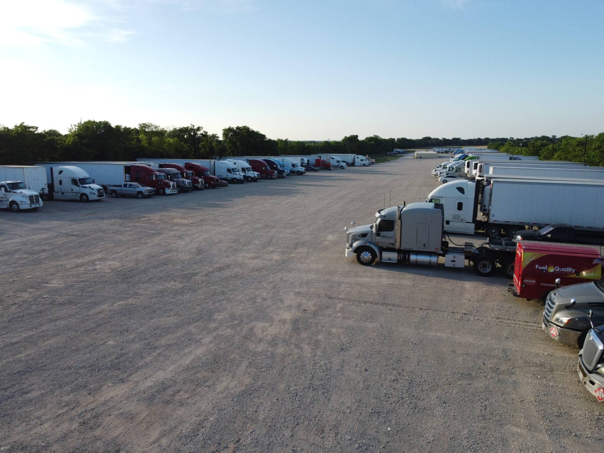 Why Choose National Truck Parking | Memphis?